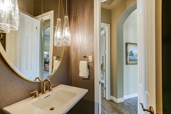 $2,995,000 | 307 Wennmohs Place, Horseshoe Bay, TX 78657