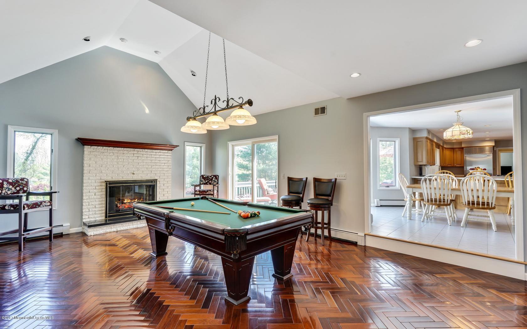 25 Muncy Drive West Long Branch, NJ 07764 - Photo 18 of 59 16