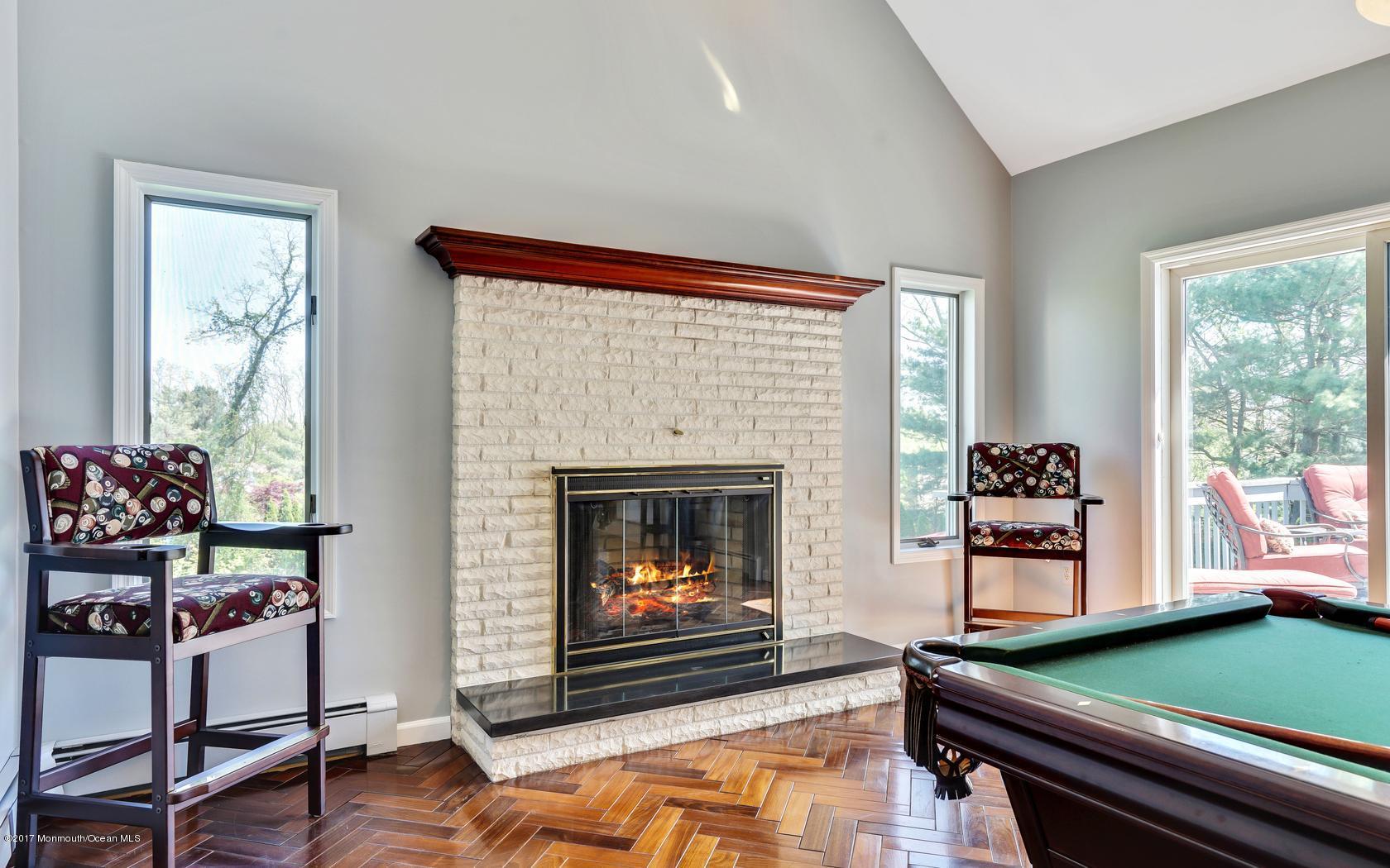 25 Muncy Drive West Long Branch, NJ 07764 - Photo 19 of 59 17