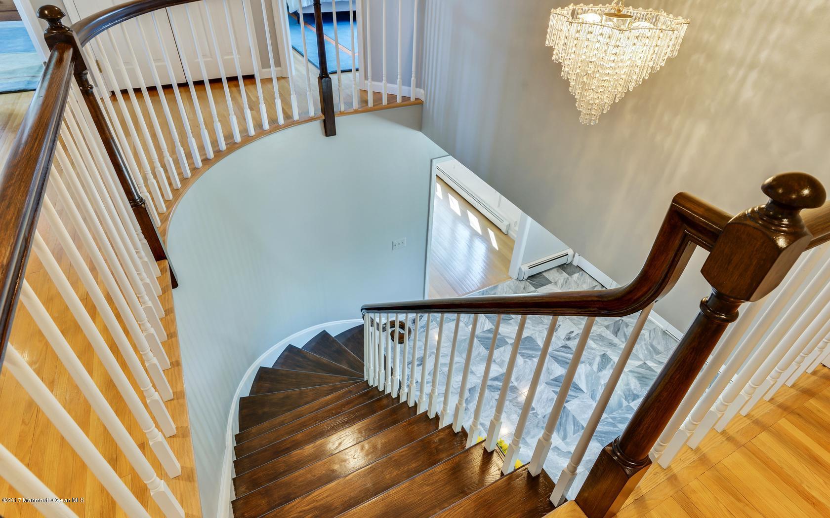 25 Muncy Drive West Long Branch, NJ 07764 - Photo 27 of 59 33