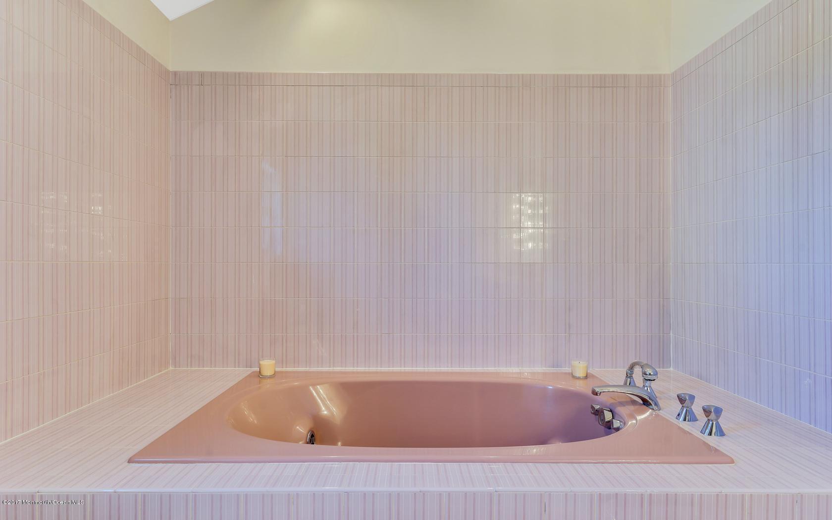 25 Muncy Drive West Long Branch, NJ 07764 - Photo 34 of 59 45