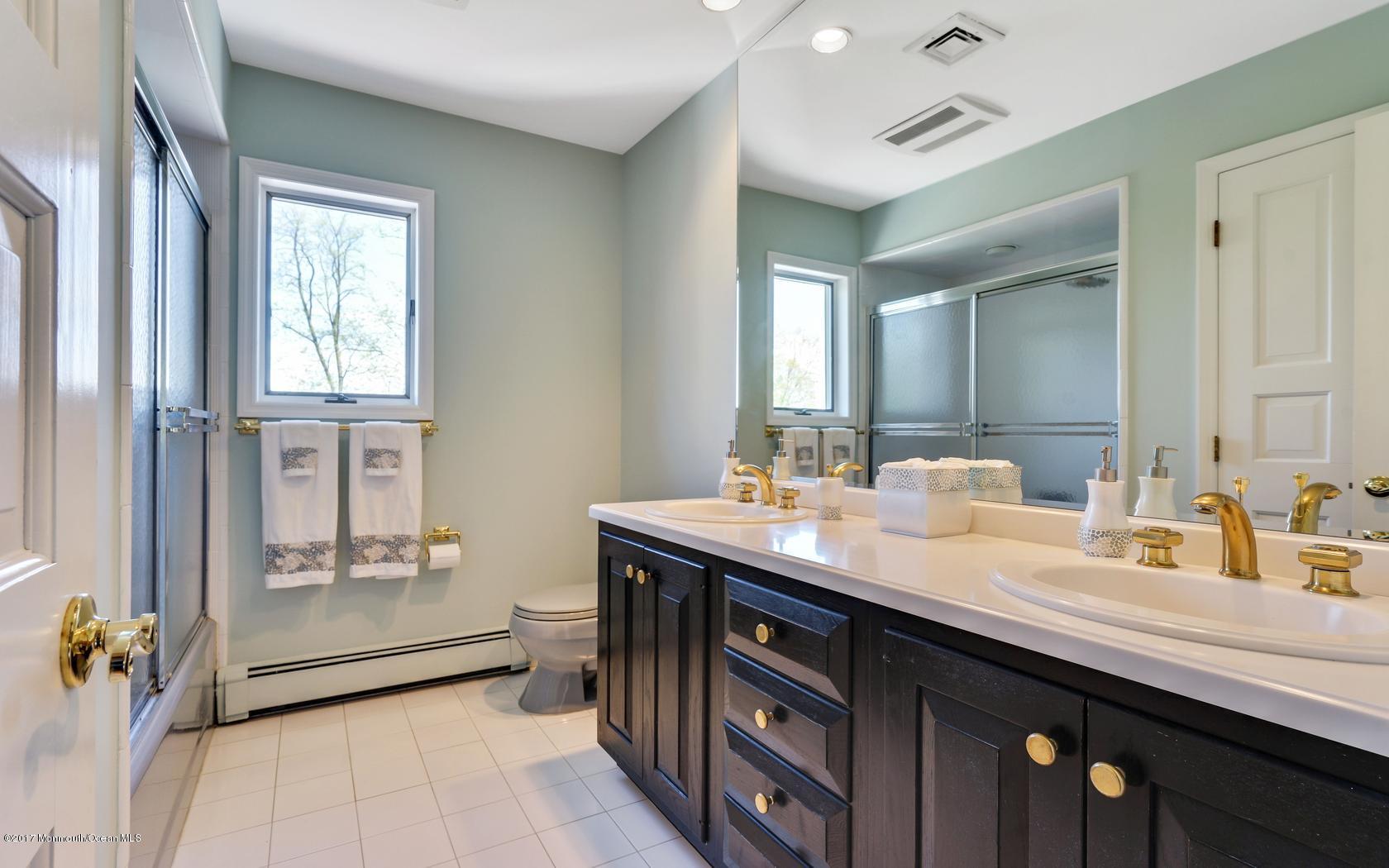 25 Muncy Drive West Long Branch, NJ 07764 - Photo 40 of 59 37