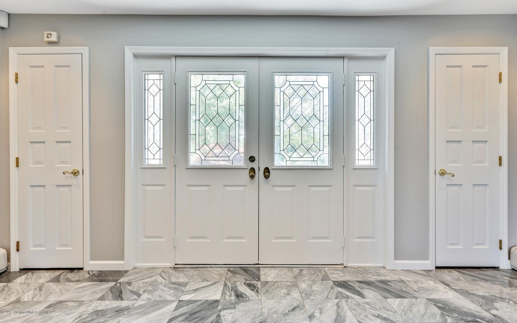 25 Muncy Drive West Long Branch, NJ 07764 - Photo 4 of 59 9