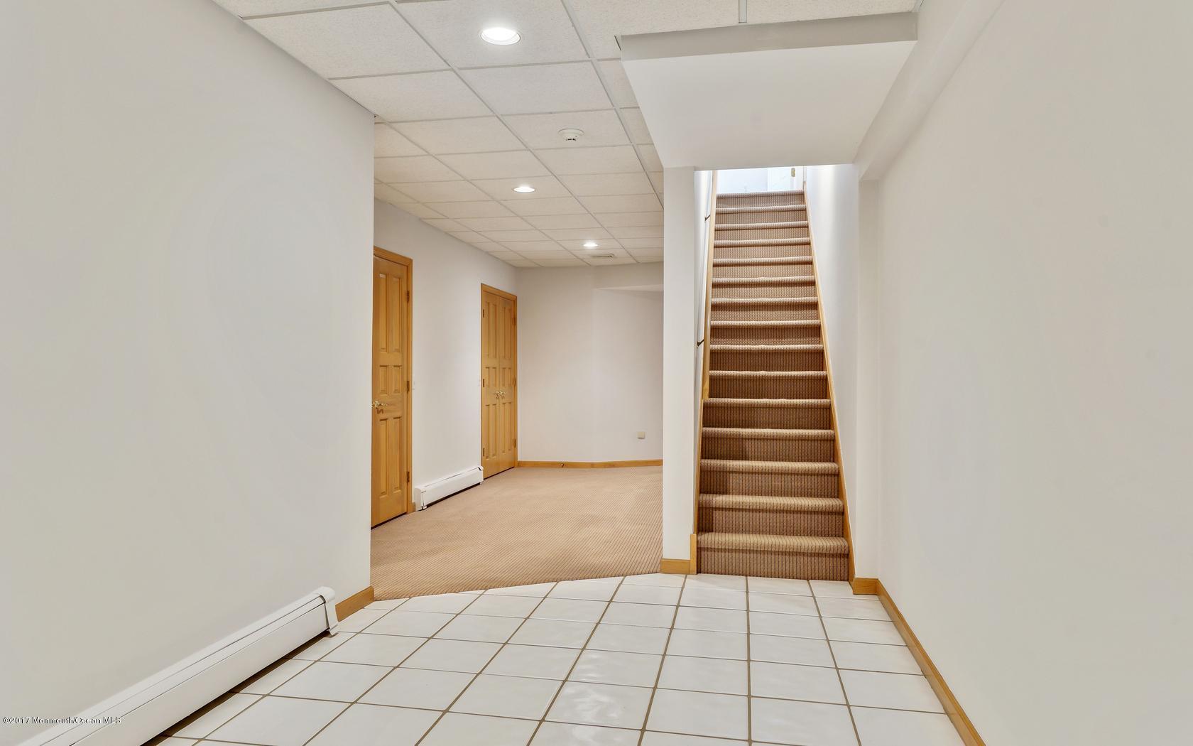 25 Muncy Drive West Long Branch, NJ 07764 - Photo 41 of 59 46