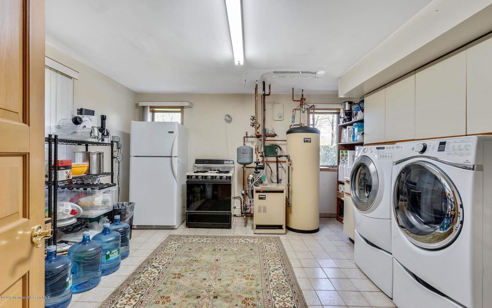 25 Muncy Drive West Long Branch, NJ 07764 - Photo 45 of 59 51