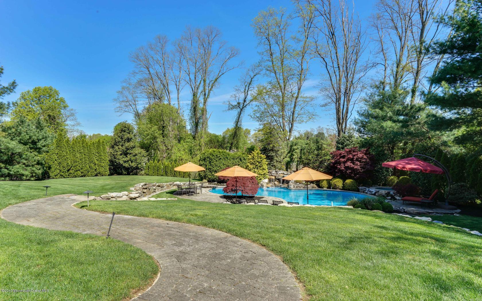 25 Muncy Drive West Long Branch, NJ 07764 - Photo 47 of 59 54