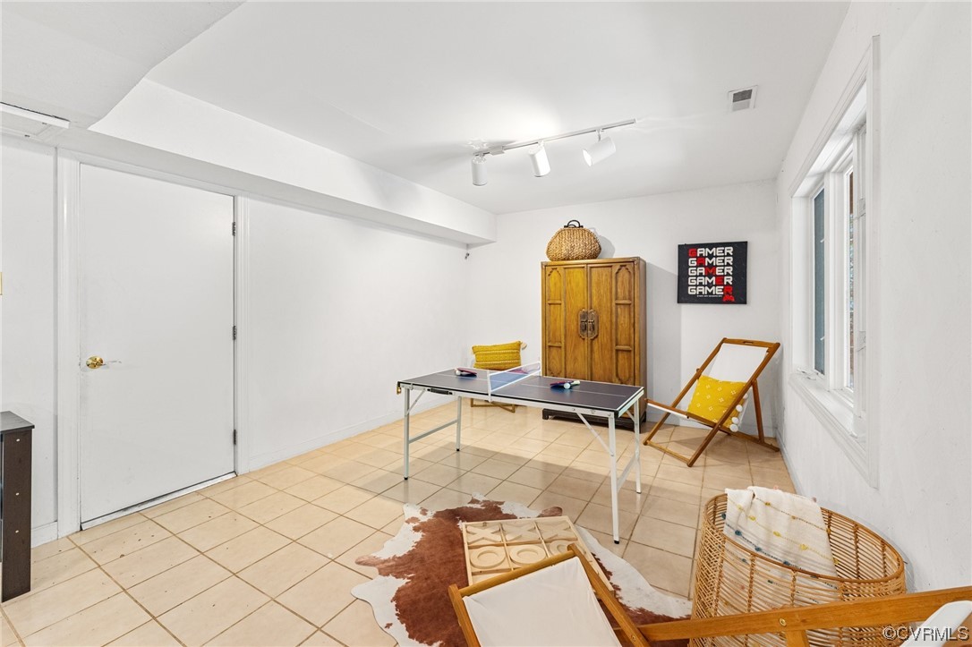 3820 Dunleith Terrace Midlothian, VA 23113 - Photo 38 of 48 a view of a room with gym equipment