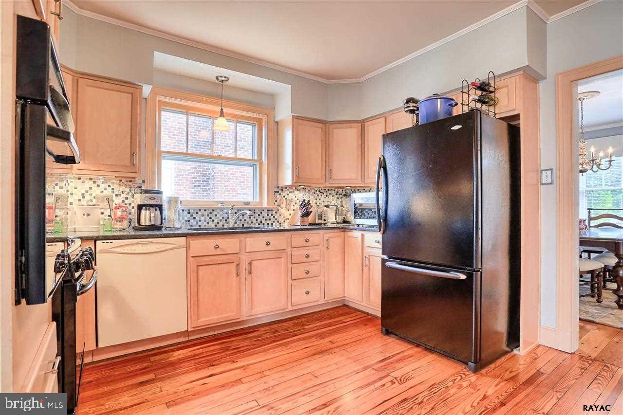 181 Irving Road York, PA 17403 - Photo 15 of 36 Gallery Image 15