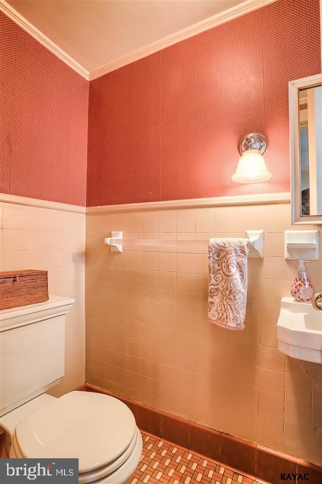 181 Irving Road York, PA 17403 - Photo 22 of 36 Gallery Image 22
