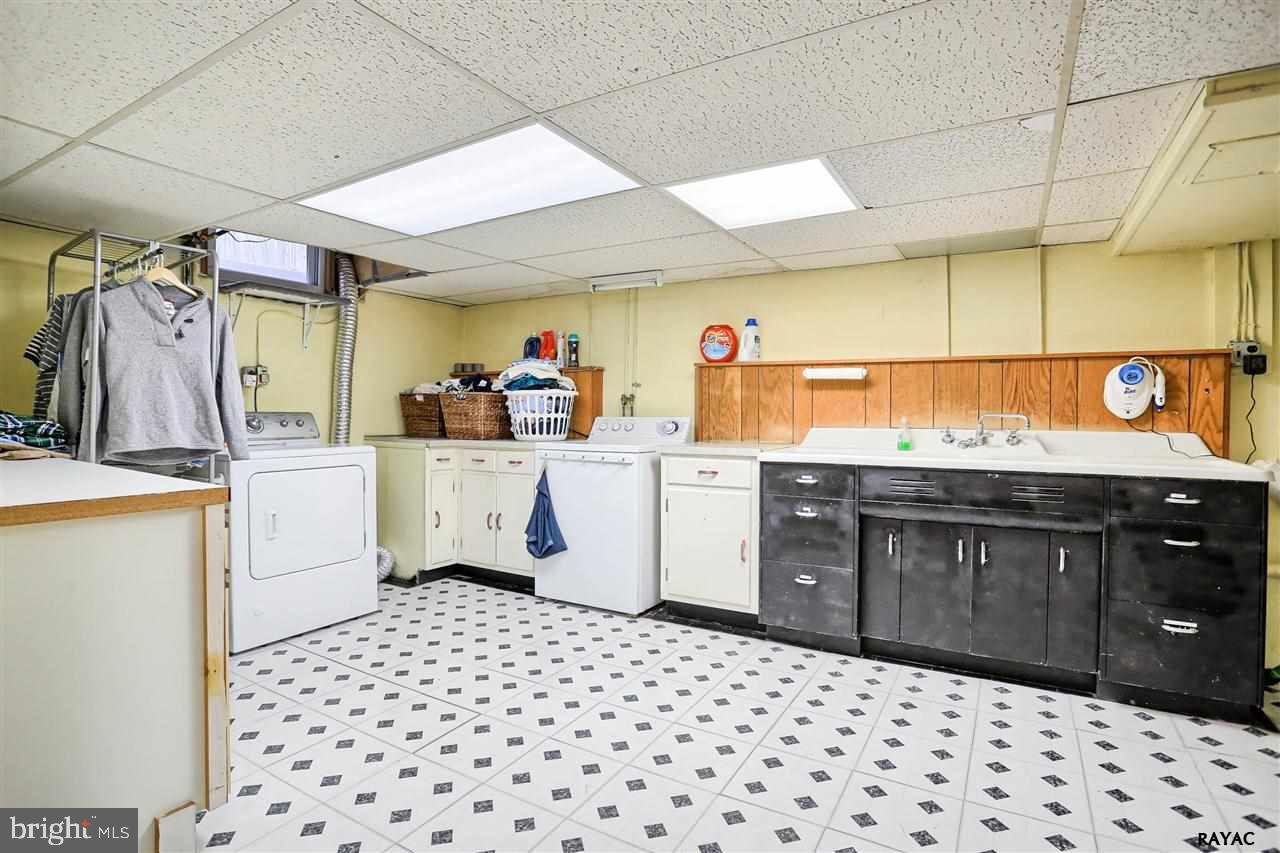 181 Irving Road York, PA 17403 - Photo 26 of 36 Gallery Image 26
