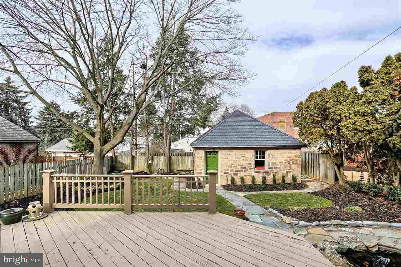 181 Irving Road York, PA 17403 - Photo 5 of 36 Gallery Image 5