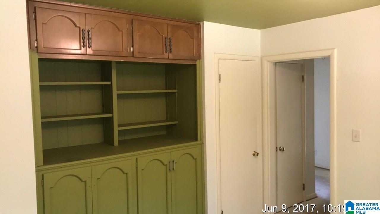 212 Red Oak Road Birmingham, AL 35206 - Photo 11 of 16