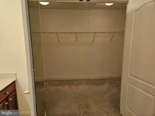 $3,100 | 25860 Commons Square, Chantilly, VA 20152