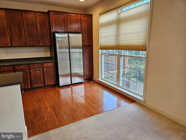 $3,100 | 25860 Commons Square, Chantilly, VA 20152