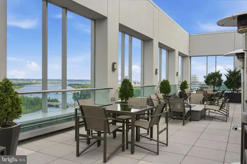 $777,000 | 1111 19th Street North, Unit 2003, Arlington, VA 22209
