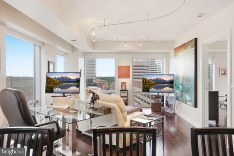 $777,000 | 1111 19th Street North, Unit 2003, Arlington, VA 22209