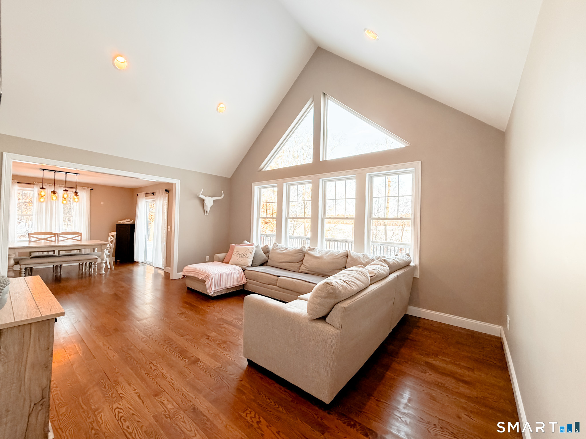 360 Paine District Road Woodstock, CT 06281 - Photo 8 of 21