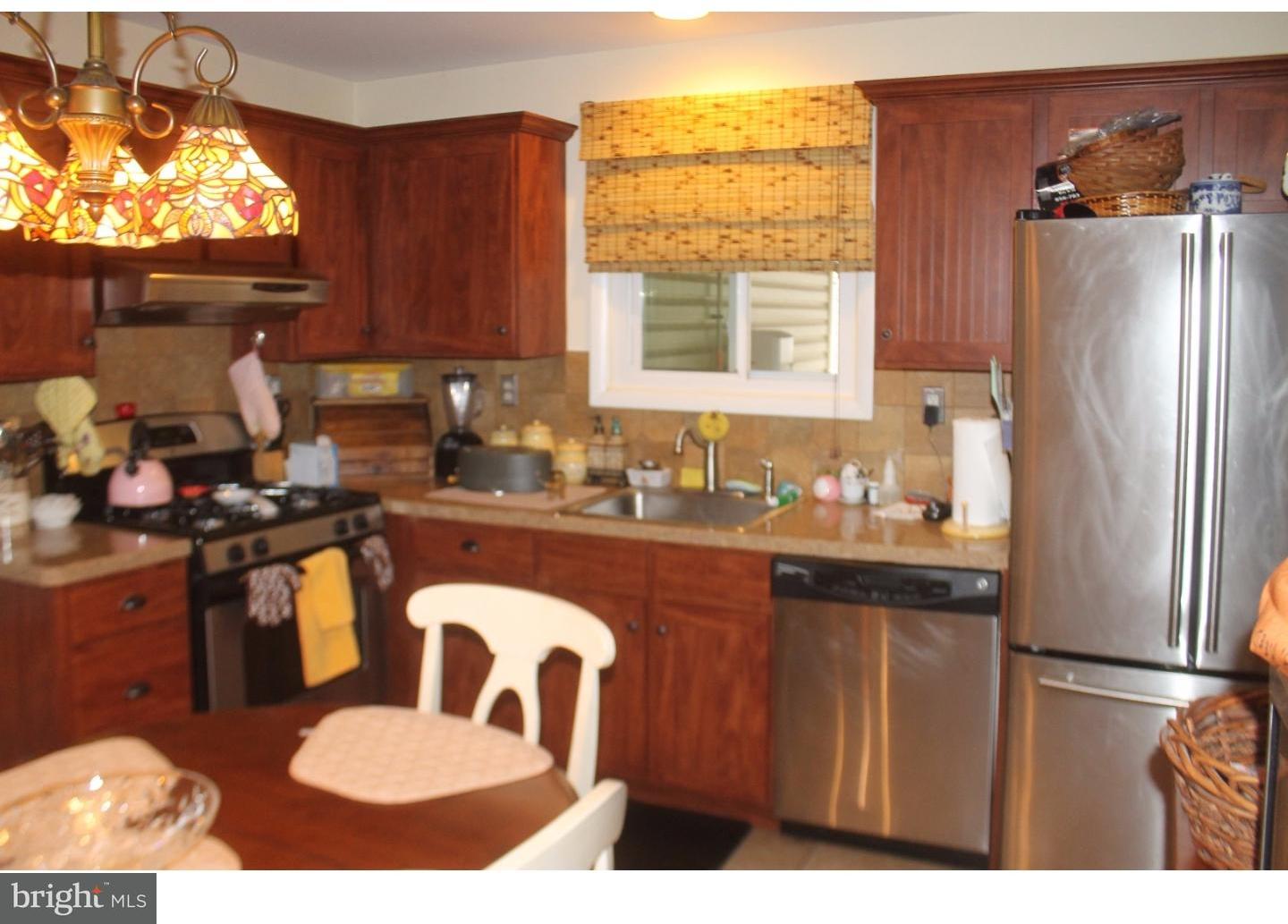 514 Locust Avenue Lindenwold, NJ 08021 - Photo 6 of 17