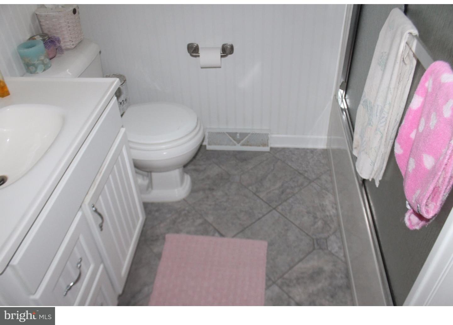 514 Locust Avenue Lindenwold, NJ 08021 - Photo 10 of 17