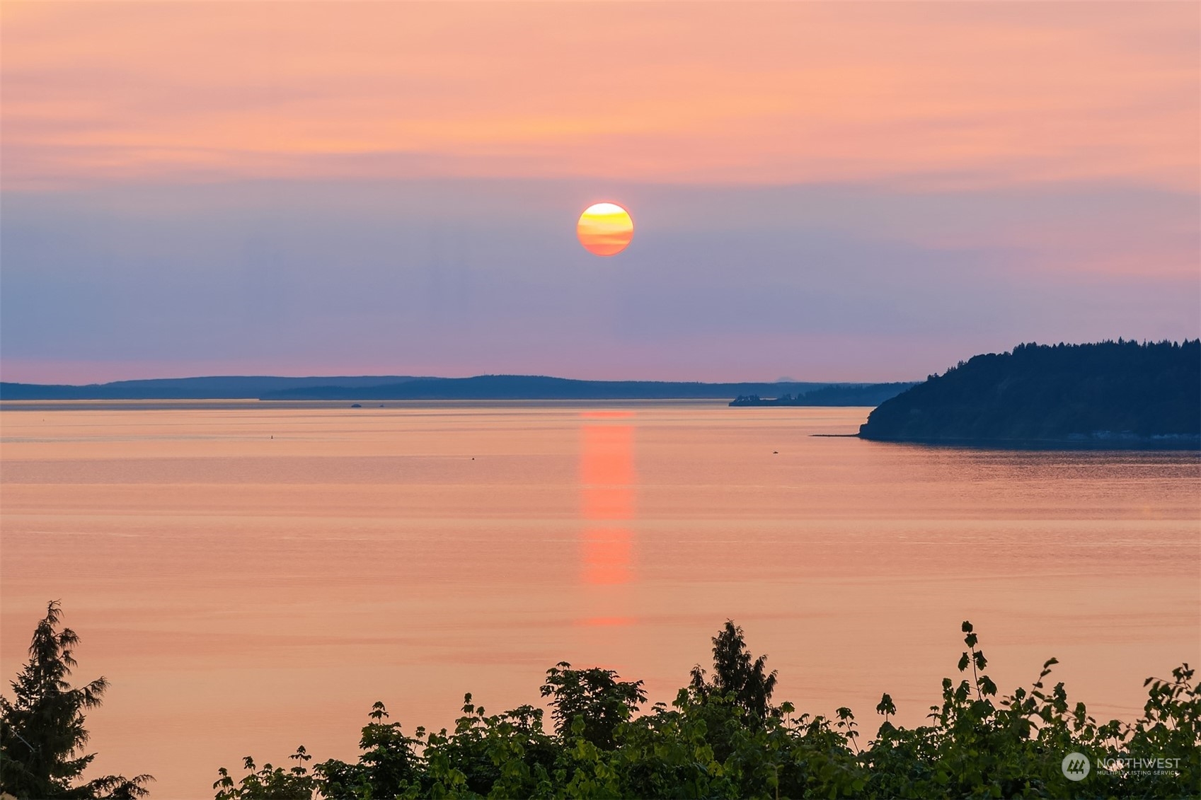 6831 Fisher Road Edmonds, WA 98026 - Photo 15 of 35 a view of ocean and sunset