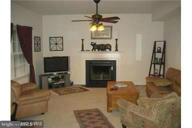 13361 The Dirt Road Sumerduck, VA 22742 - Photo 2 of 21 Family Room