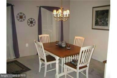 13361 The Dirt Road Sumerduck, VA 22742 - Photo 5 of 21 Dining Room