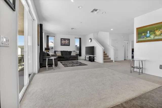 $949,500 | 3076 Palomino Way, Hollister, CA 95023