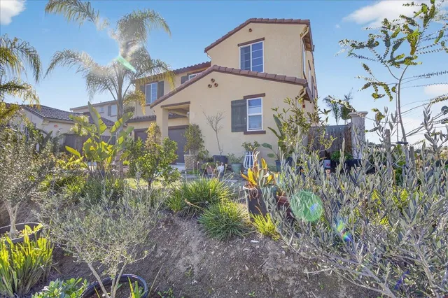 $949,500 | 3076 Palomino Way, Hollister, CA 95023