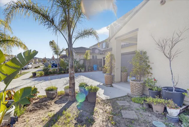 $949,500 | 3076 Palomino Way, Hollister, CA 95023