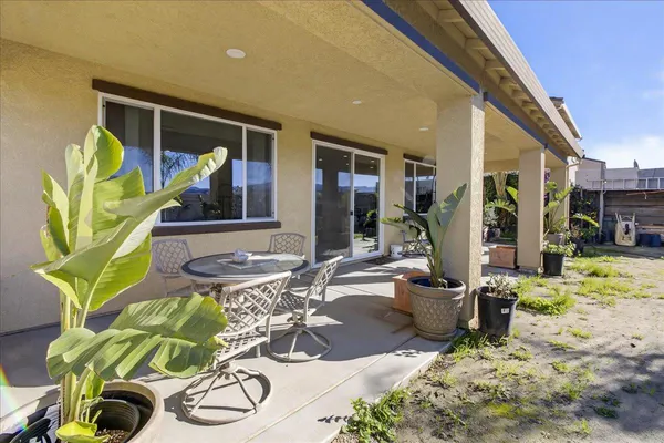 $899,999 | 3076 Palomino Way, Hollister, CA 95023