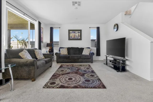 $949,500 | 3076 Palomino Way, Hollister, CA 95023