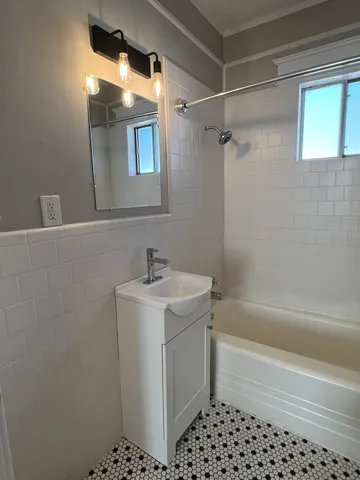 $1,995 | 511 North Church Street, Murfreesboro, TN 37130