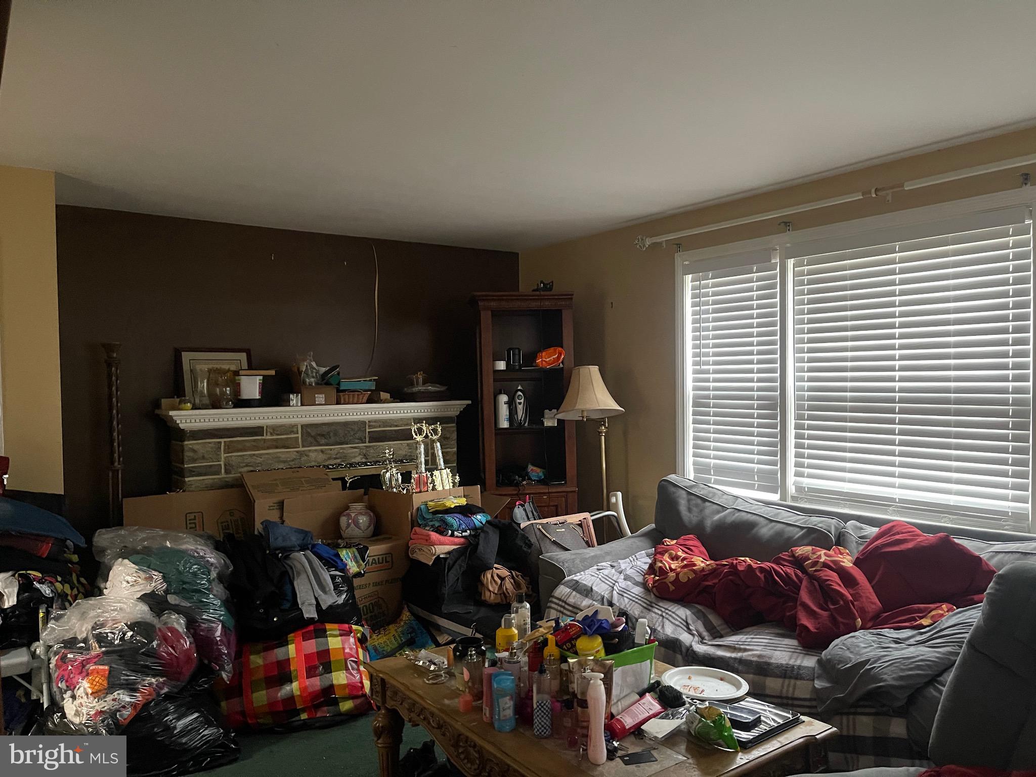 4803 Briarclift Road Baltimore, MD 21229 - Photo 6 of 33
