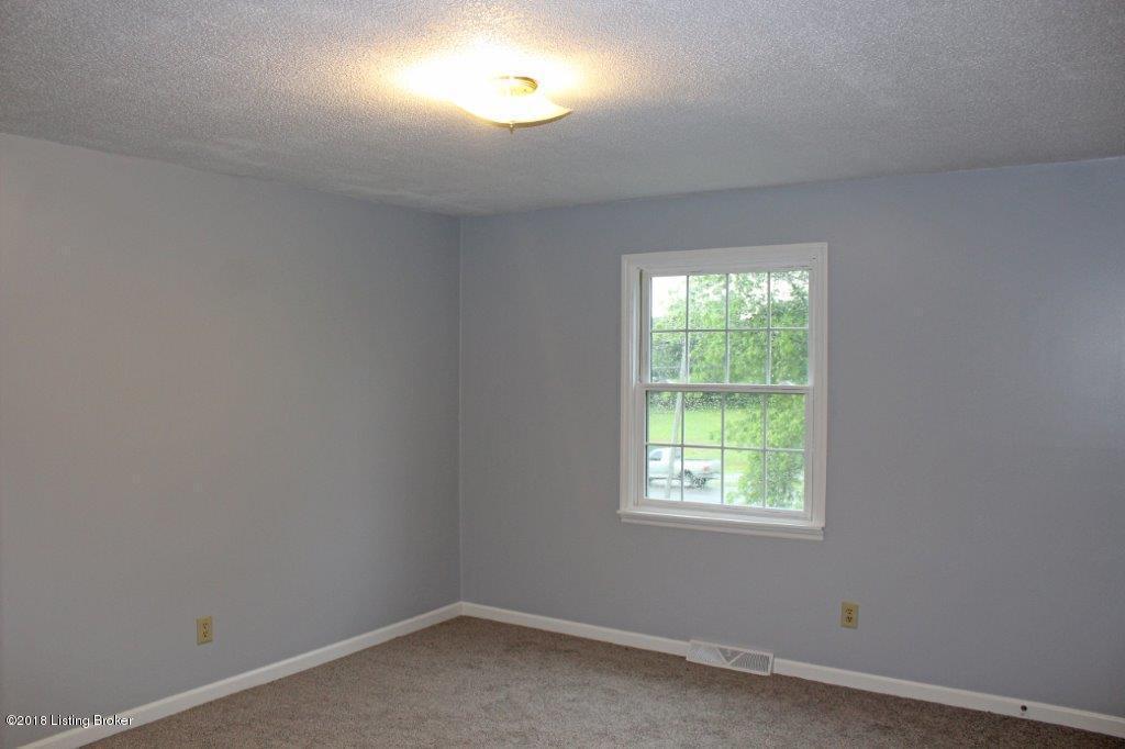 3043 Rineyville-Big Springs Road Rineyville, KY 40162 - Photo 10 of 22 IMG_1385