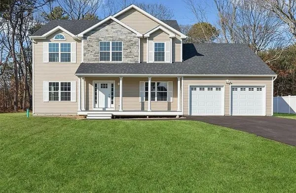 $1,499,999 | 9 Colleen Court, Centereach, NY 11720