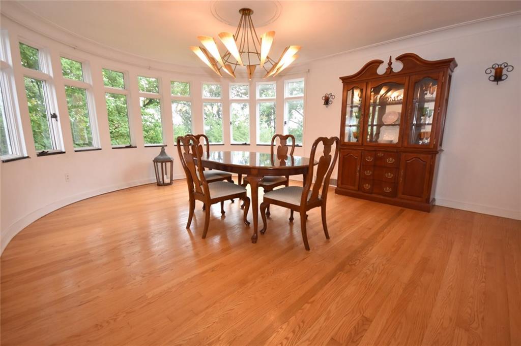 1153 Prospect Road Pittsburgh, PA 15227 - Photo 5 of 23 Grand dining room with turret design and unique crown molding.