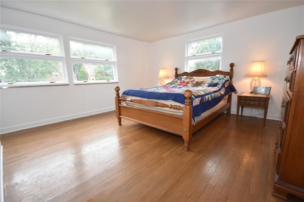 1153 Prospect Road Pittsburgh, PA 15227 - Photo 10 of 23 Large master bedroom with full bath and walk-in closet. Freshly painted!