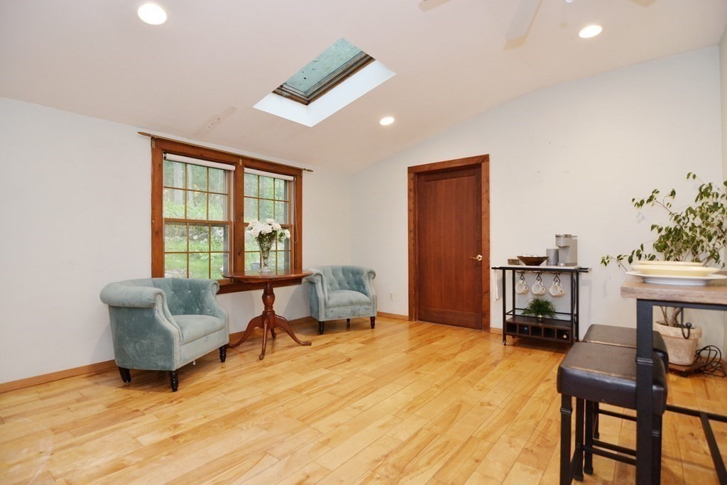 11 Newcomb Road Stoneham, MA 02180 - Photo 18 of 38 Gallery Image 18