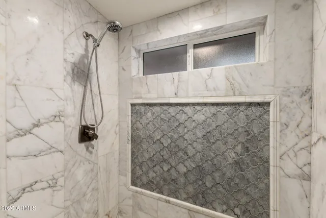 $730,000 | 15041 North 6th Street, Phoenix, AZ 85022