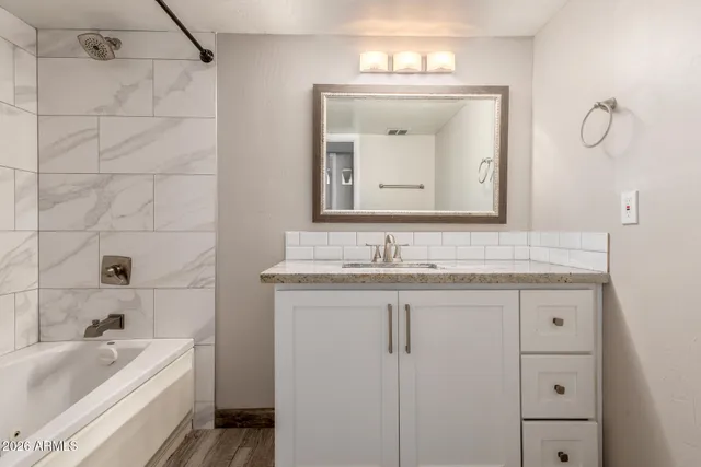 $730,000 | 15041 North 6th Street, Phoenix, AZ 85022