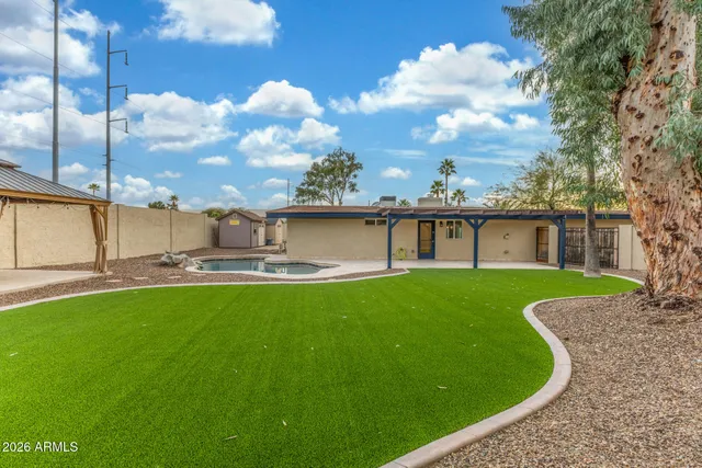 $730,000 | 15041 North 6th Street, Phoenix, AZ 85022