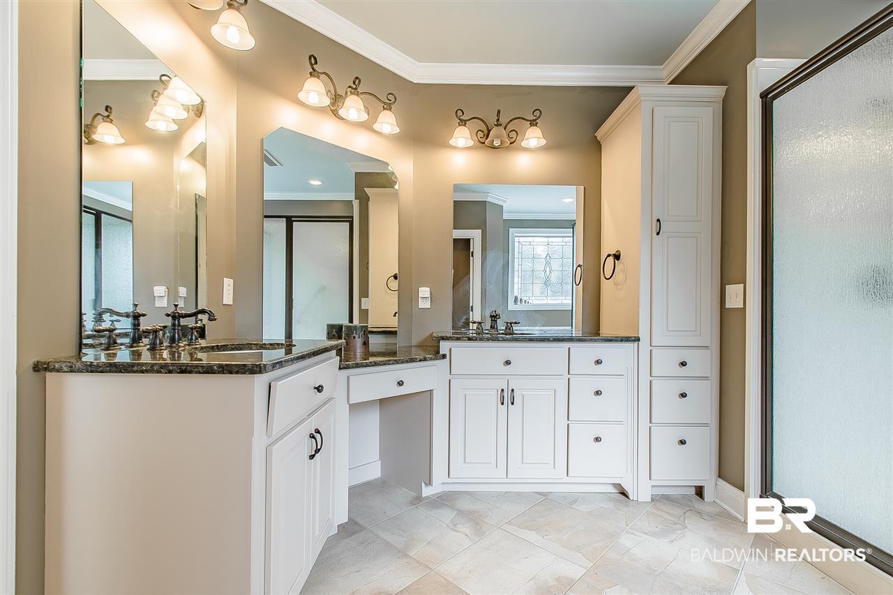 8541 Lake View Drive Fairhope, AL 36532 - Photo 27 of 50 Bath 1