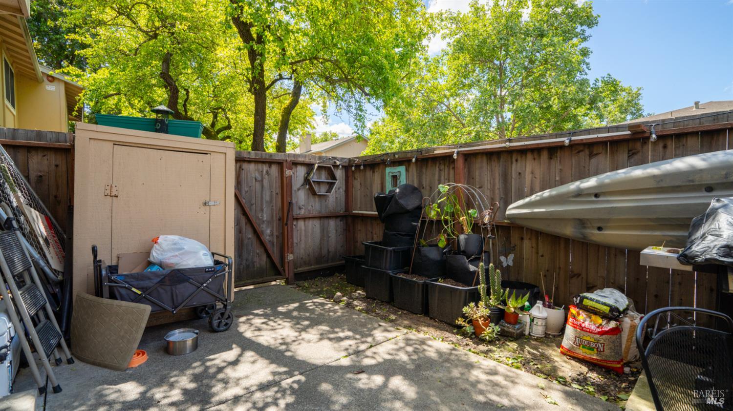 1333 Gold Way Rohnert Park, CA 94928 - Photo 18 of 20