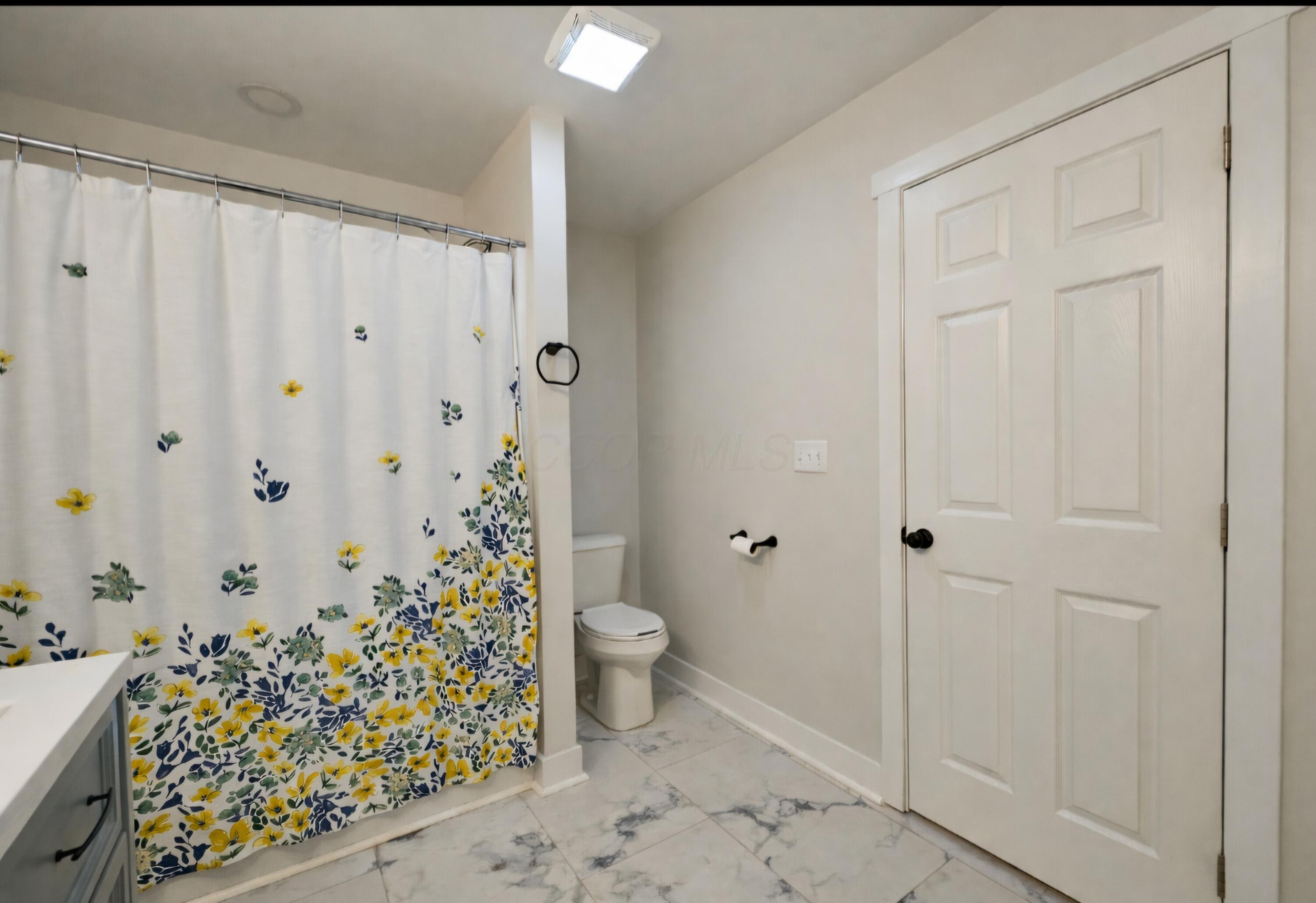 231 Linwood Drive Rio Grande, OH 45674 - Photo 12 of 23 11.bath