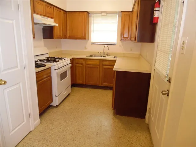 $1,400 | 2102 Neyrey Drive, Metairie, LA 70001