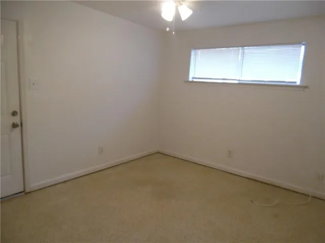 $1,400 | 2102 Neyrey Drive, Metairie, LA 70001