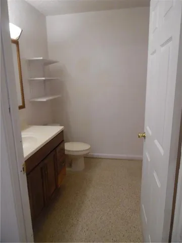 $1,400 | 2102 Neyrey Drive, Metairie, LA 70001