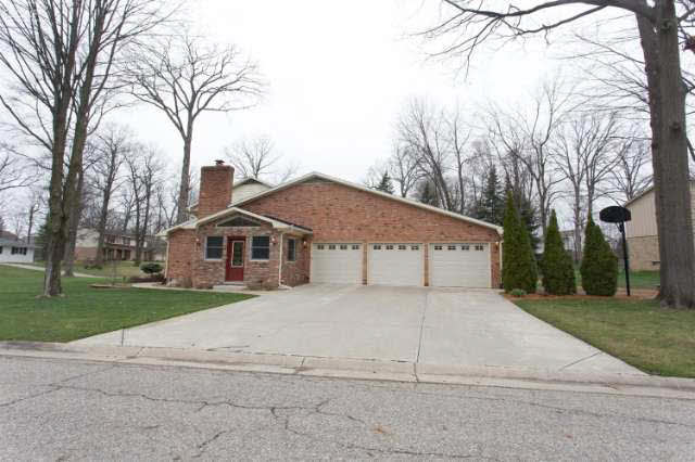 6353 Kings Pointe Road Grand Blanc, MI 48439 - Photo 30 of 30 21137841-29.JPG