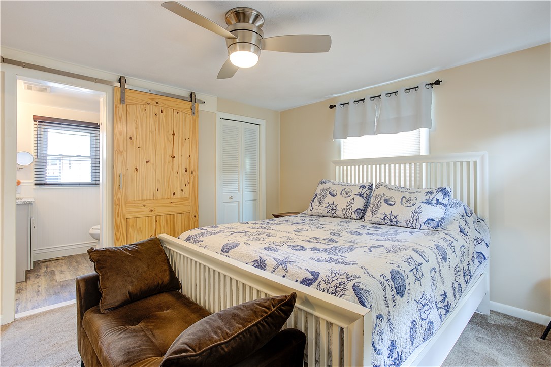 205 Budlong Road Cranston, RI 02920 - Photo 19 of 41