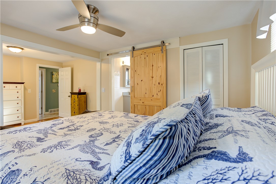 205 Budlong Road Cranston, RI 02920 - Photo 22 of 41